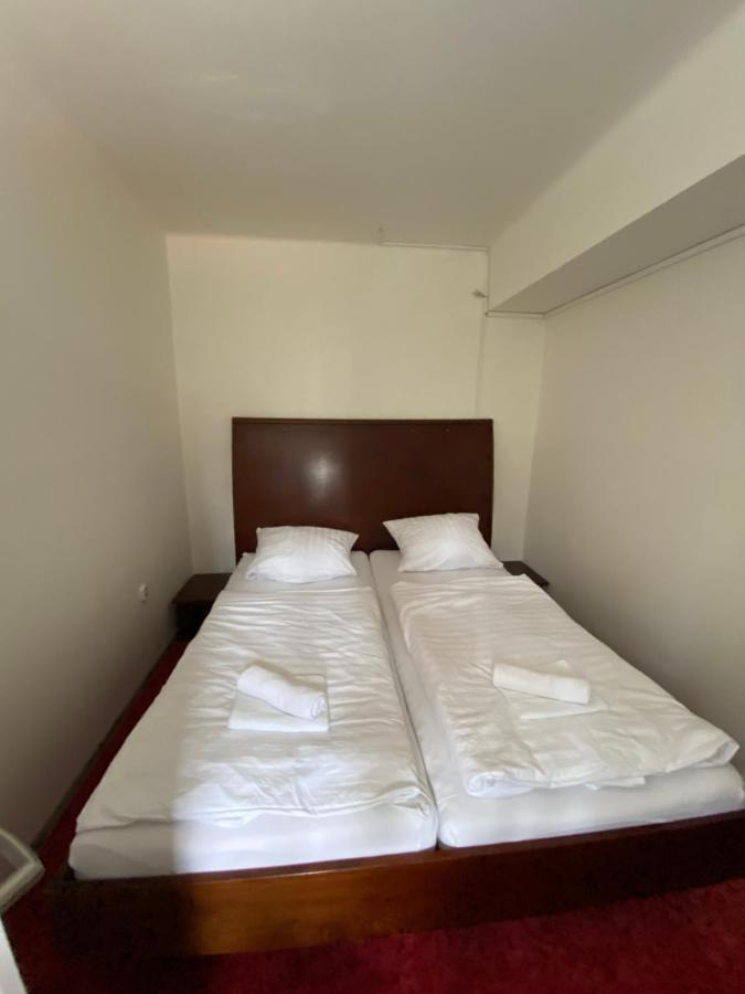 Hotel Houstka Brandýs nad Labem-Stará Boleslav Zewnętrze zdjęcie