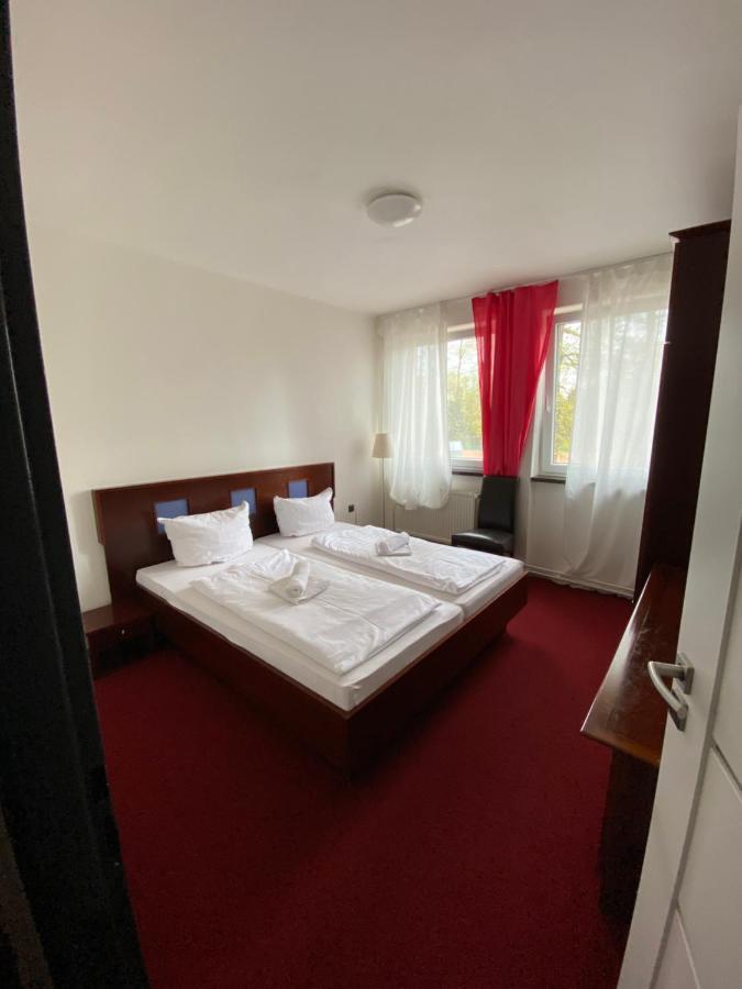 Hotel Houstka Brandýs nad Labem-Stará Boleslav Zewnętrze zdjęcie