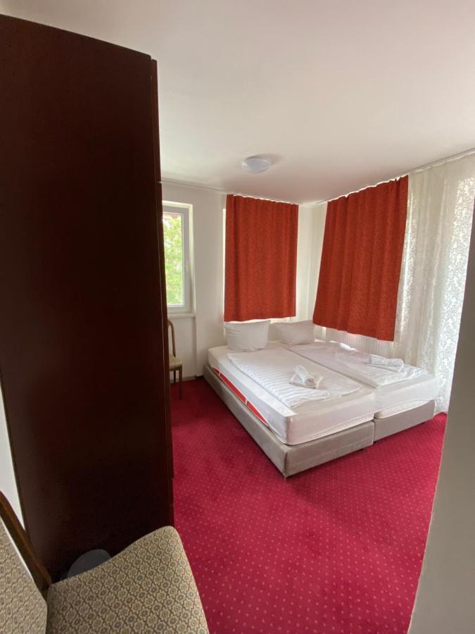 Hotel Houstka Brandýs nad Labem-Stará Boleslav Zewnętrze zdjęcie